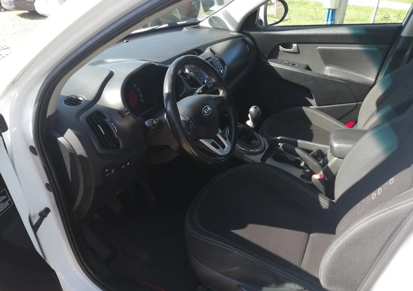 Kia Sportage cena 39900 przebieg: 153498, rok produkcji 2010 z Tychowo małe 191